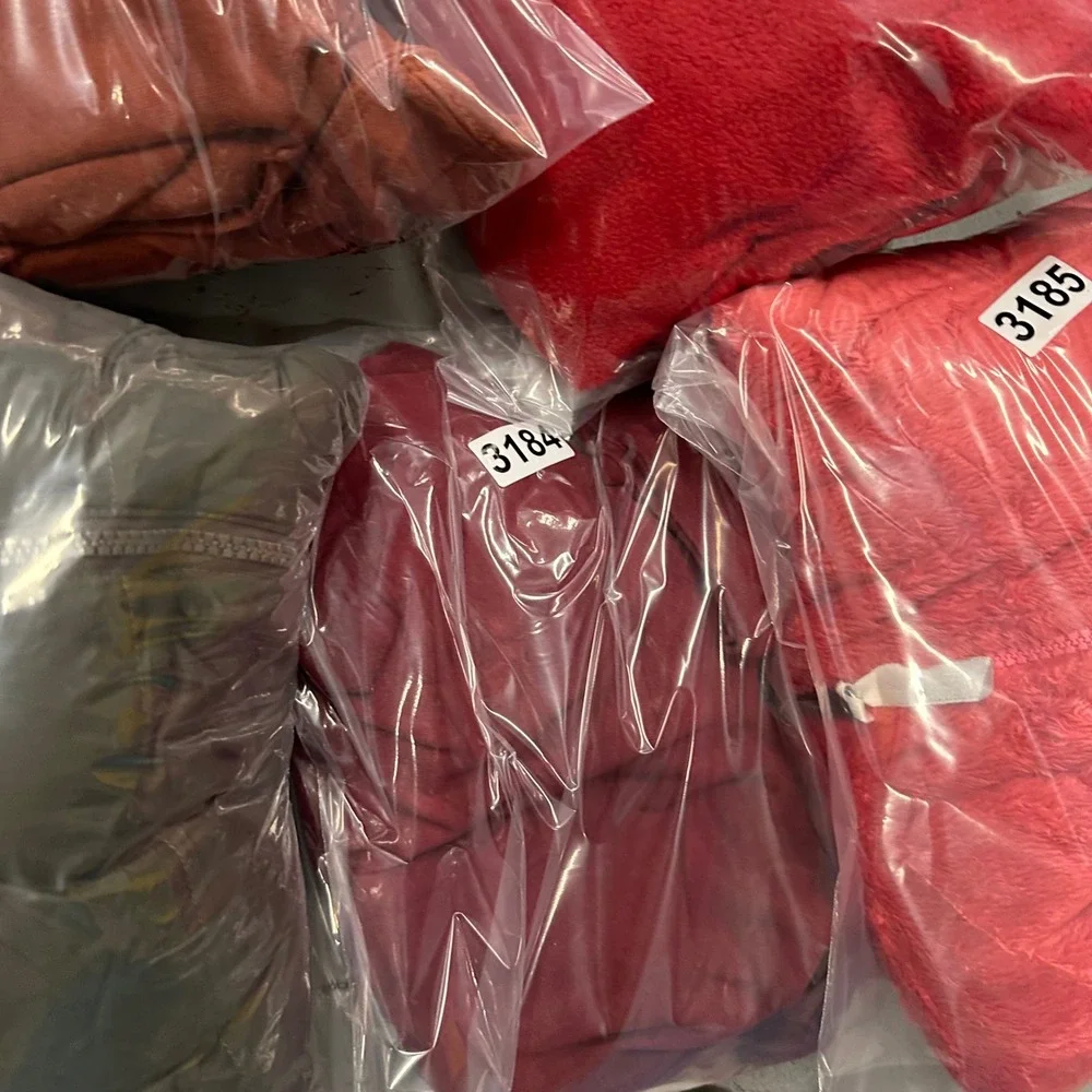The North Face Mens‎ Long Sleeve T-Shirt Burgundy Maroon Logo Graphic Medium